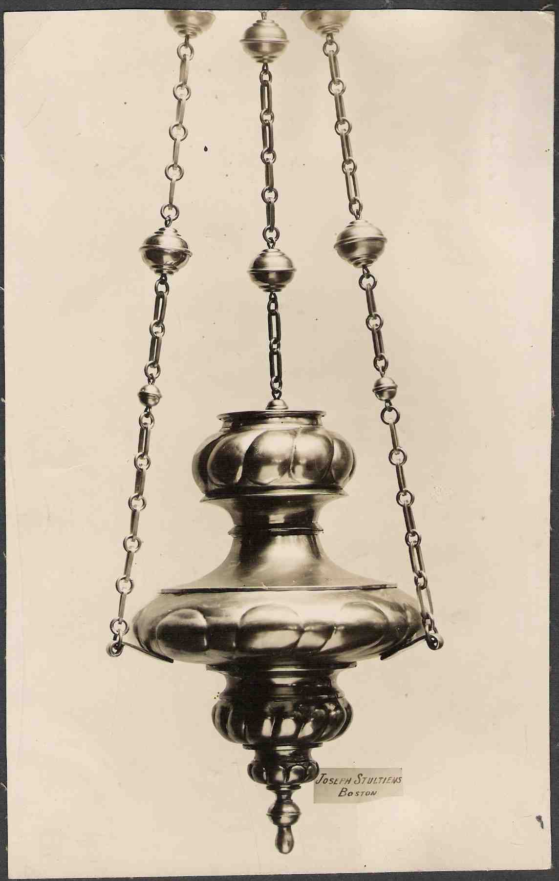 Sanctuary lamp